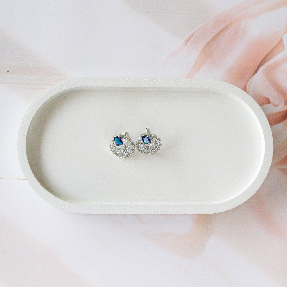 Sparkle AD Studs Image 3