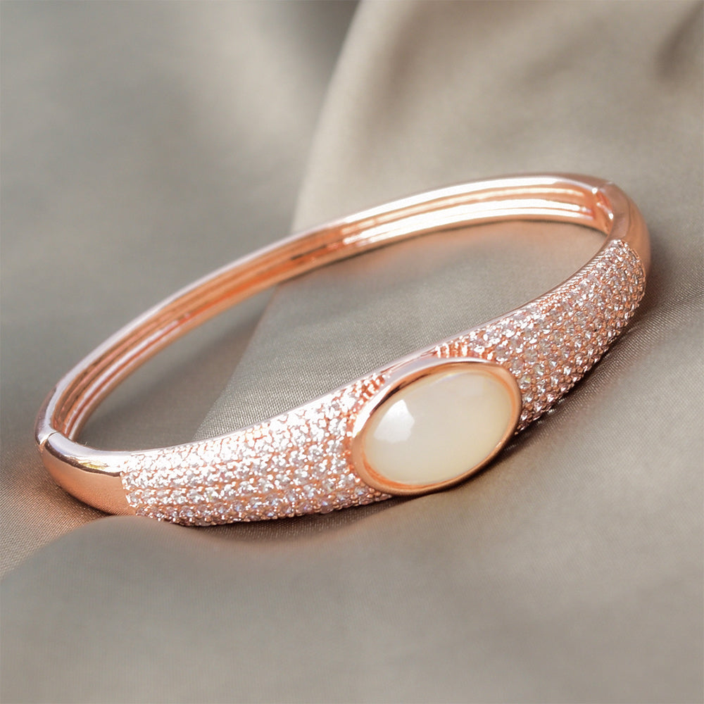 Glossy Stone Rose Bracelet Image 1