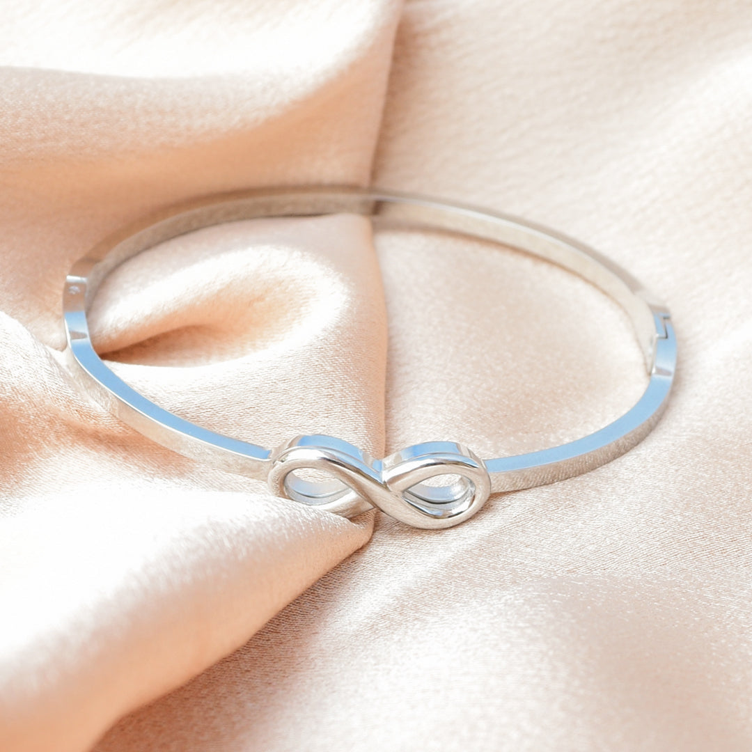 Infinity Bracelet Image 4