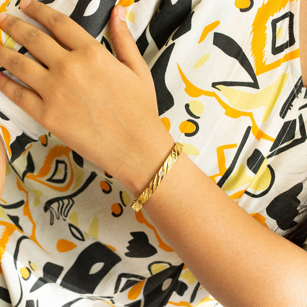 Timeless Texture Bracelet Image 4