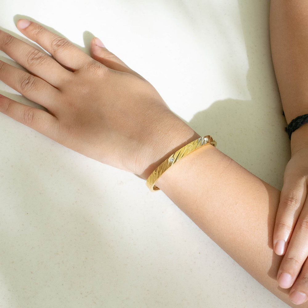 Timeless Texture Bracelet Image 2