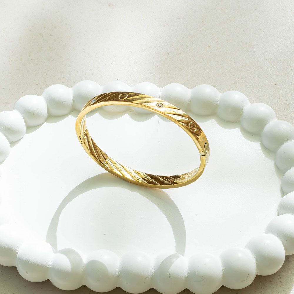 Timeless Texture Bracelet Image 1