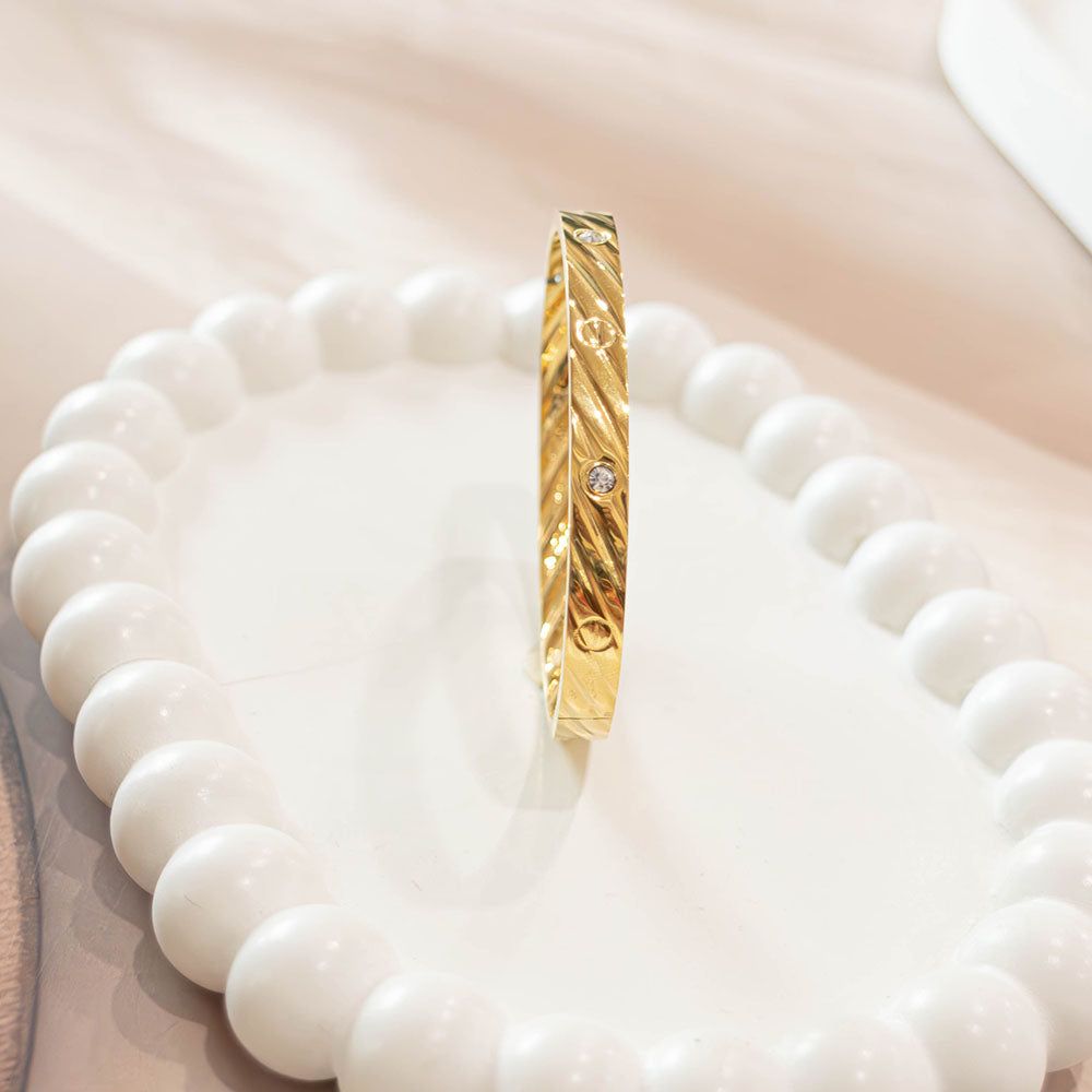 Timeless Texture Bracelet Image 5