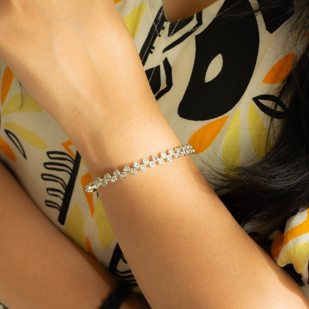 Sparkling Grace Bracelet Image 4
