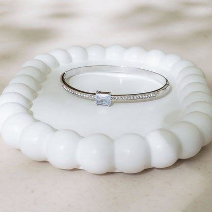 Crystal Glow Bracelet Image 3