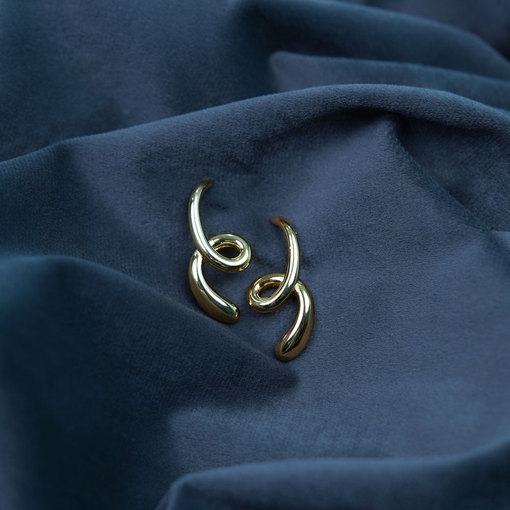 Gold Twist Earrings Image 2