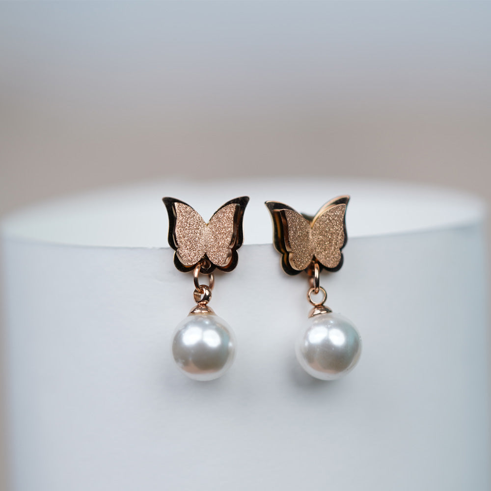 Pearl Bow Drops Image 1