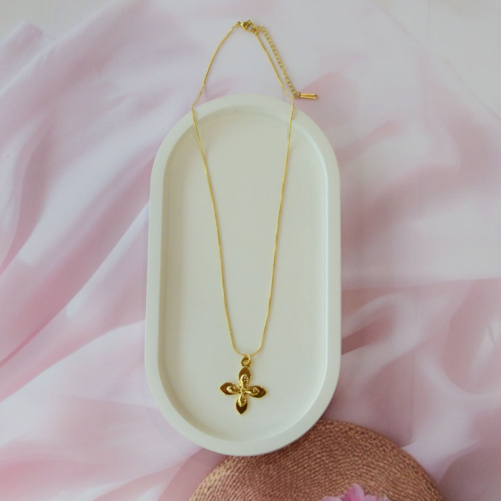 Flower Pendant Image 3