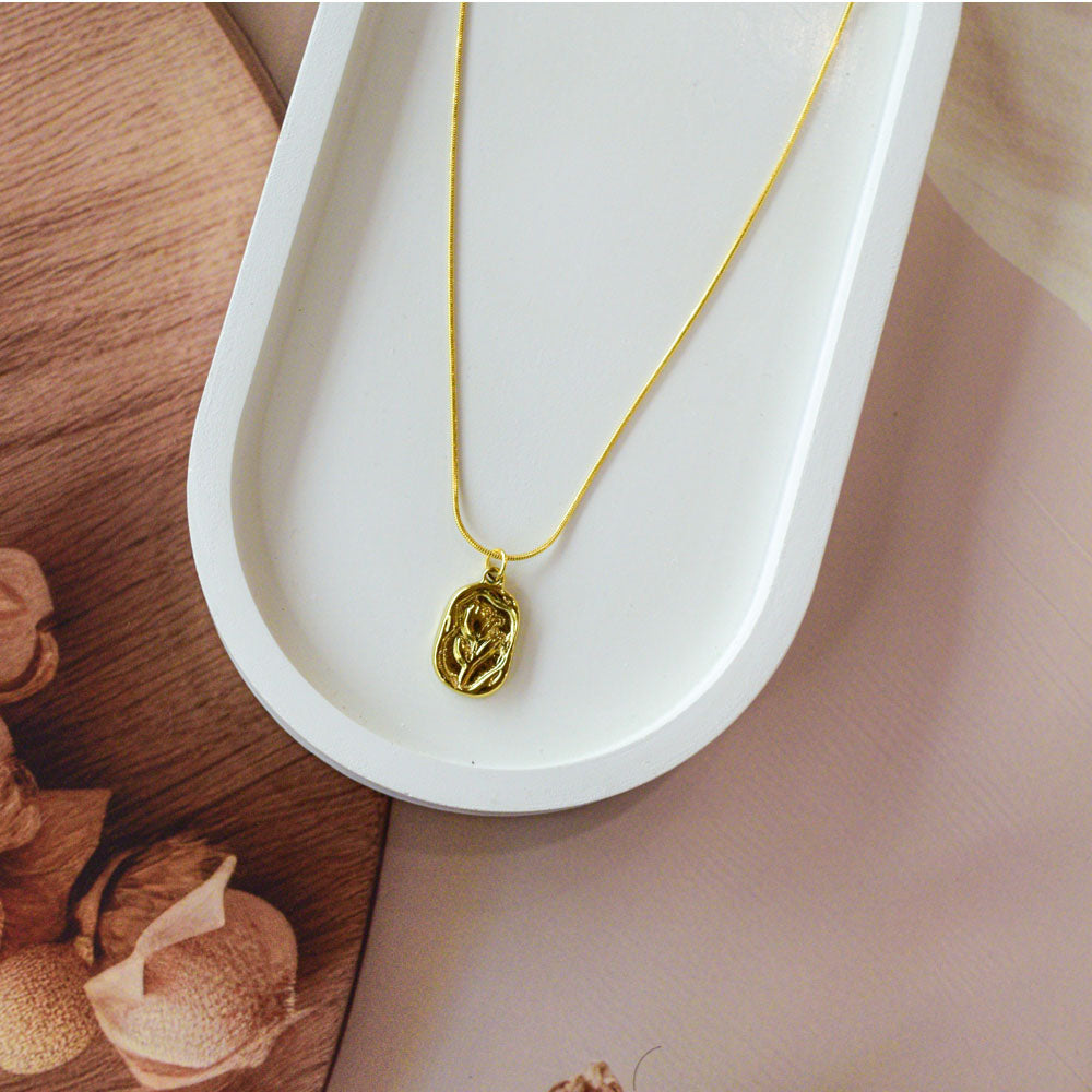 Gold Serenity Pendant Image 2