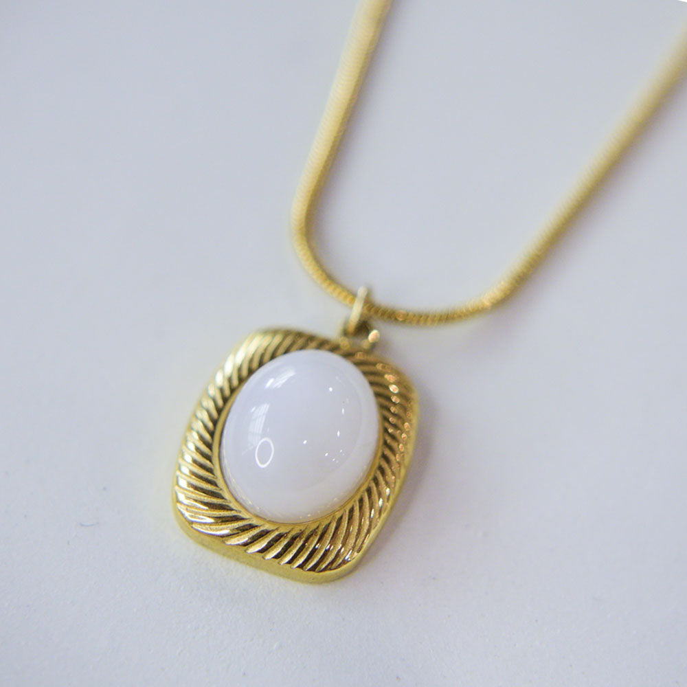 Luxe Moonstone Pendant Image 1