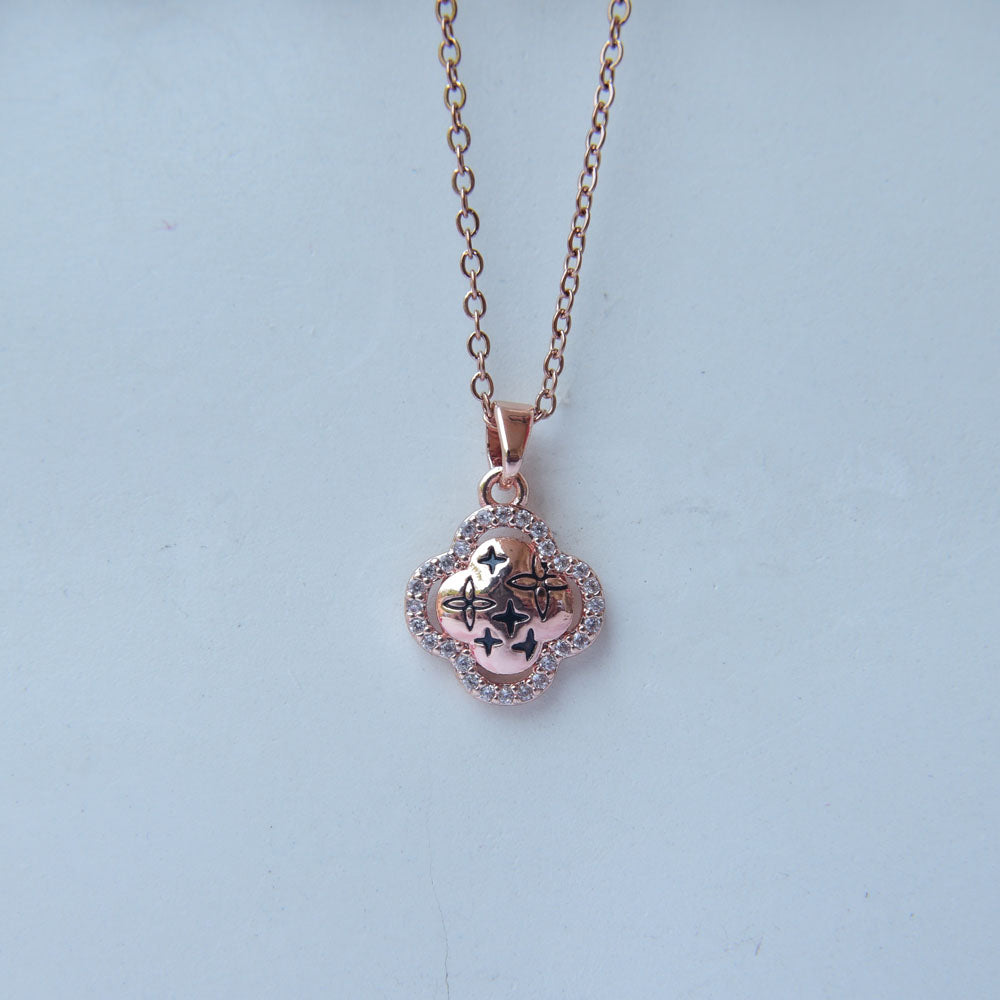 Rose Gold Clover Pendant Image 3