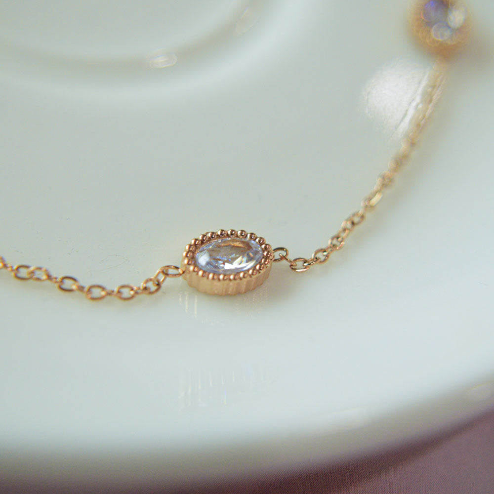 Sparkle Chain Pendant Image 2