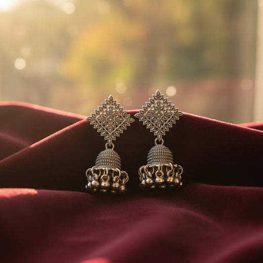 Ornate Square Jhumkas are made from high-quality oxidized metal, which feature intricate square patterns with delicate jhumka drops. 