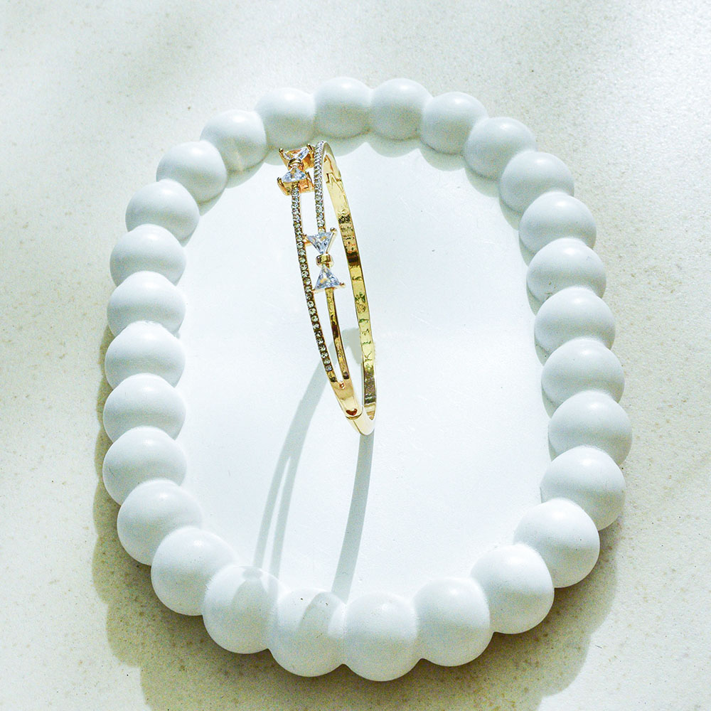 Bow Charm Bracelet Image 4