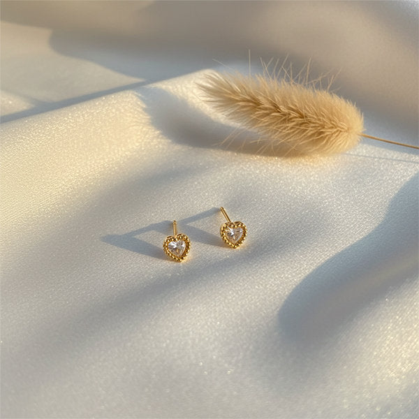 Little Heart Glow Set anti-tarnish gold heart stud earrings jewellery flatlay