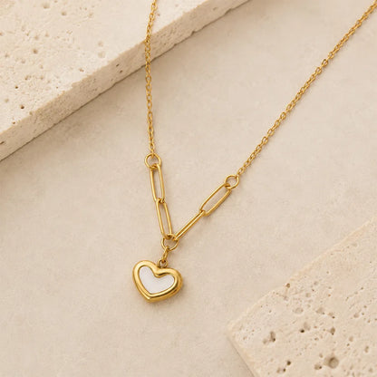 K-A Trends Love Link Heart Pendant Necklace in Gold