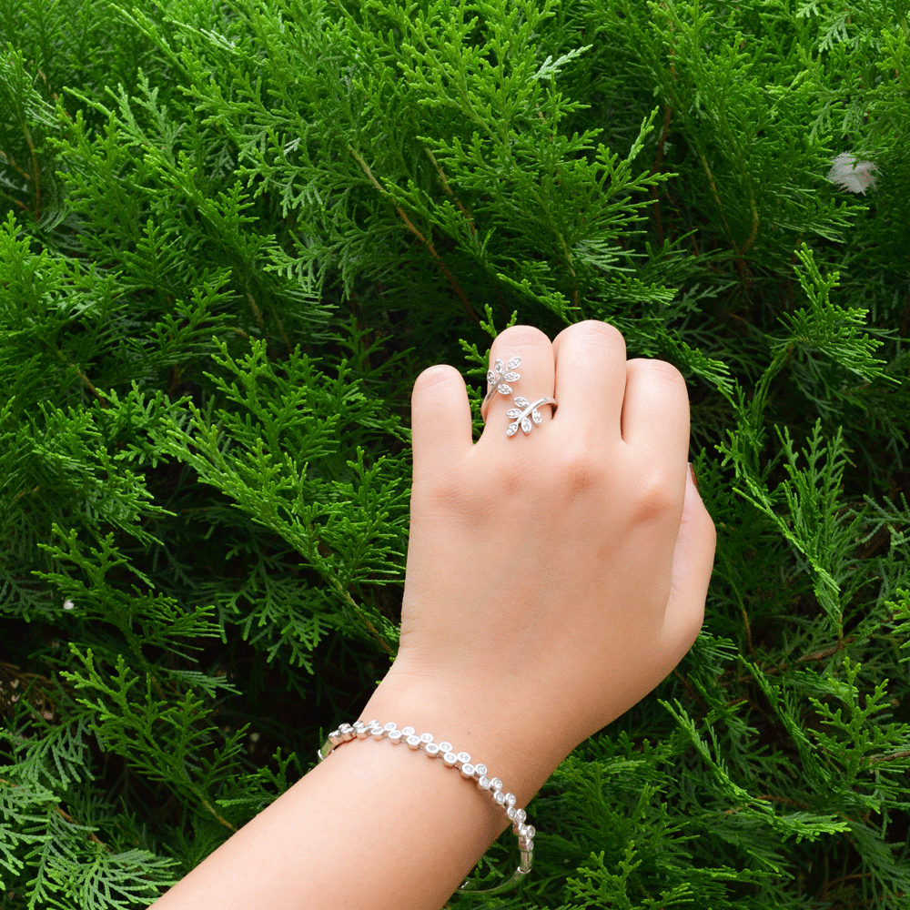 Leaf Ring Image 2