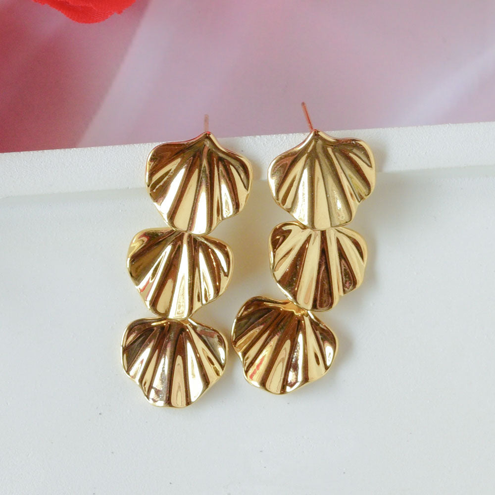 Triple Petal Drops image 1